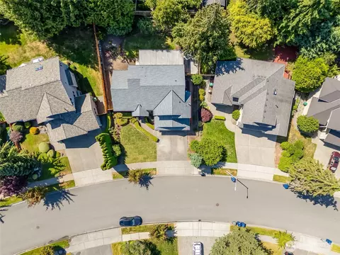 View/Area - 10516 29th Ave SE, Everett, WA 98208 photo 4 of 7