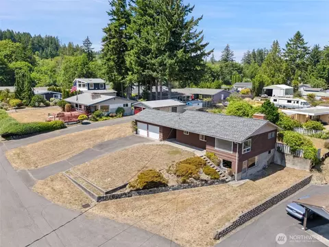 3822 NW View Ln, Silverdale, WA 98383