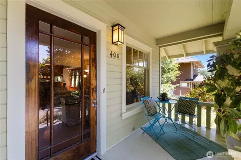 408 Central St NE, Olympia, WA 98506