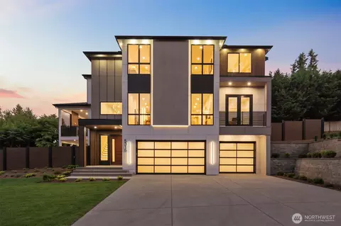 5315 NE 25th St, Renton, WA 98059