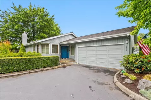 4867 N Village Ln, Bellingham, WA 98226