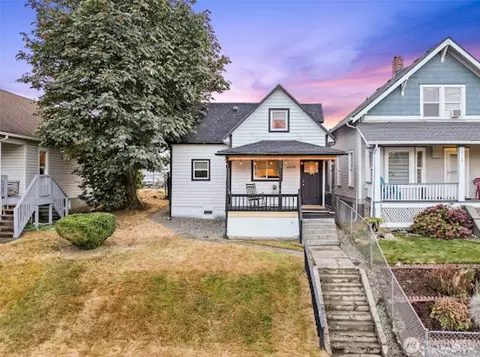 2118 S Sheridan Ave, Tacoma, WA 98405
