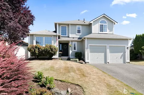 1921 Hawk Ct, Enumclaw, WA 98022