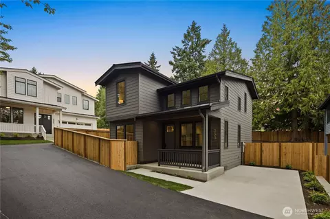 333 18th Ave, Kirkland, WA 98033
