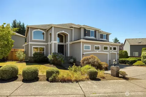 8439 NE 128th St, Kirkland, WA 98034