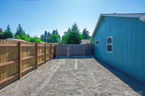 Exterior - 17402 6th Avenue Ct E, Spanaway, WA 98387 photo 9 of 9