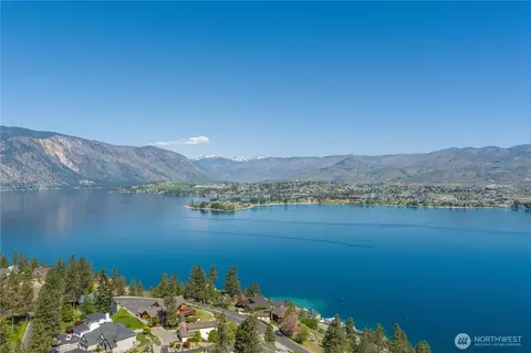 4340 Sunnybank Dr, Chelan, WA 98816