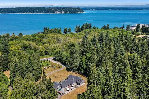 971 Sandy Point Rd, Langley, WA 98260