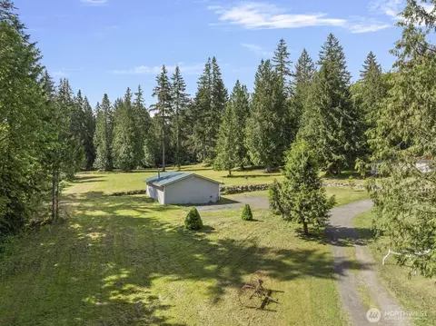 27233 NE 53rd St, Redmond, WA 98053