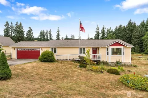 135 Quary Ln, Winlock, WA 98596