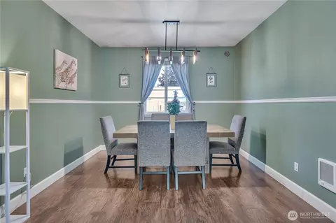 Dining - 25313 38th Ave E, Spanaway, WA 98387 photo 2 of 3