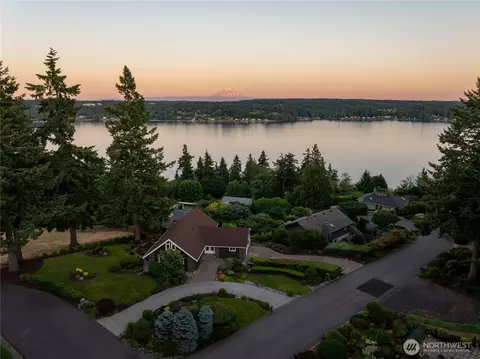 13225 Emerald Dr NW, Gig Harbor, WA 98329