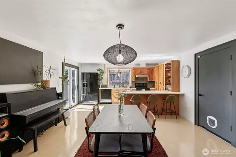 Dining - 3605 Earl Ave, Everett, WA 98201 photo 1 of 2