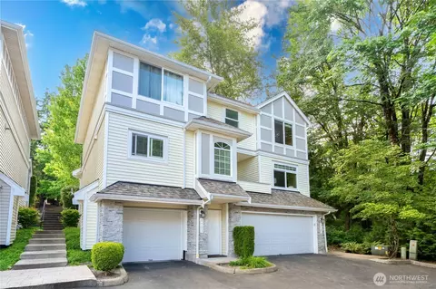 6707 SE Cougar Mountain Way #2, Bellevue, WA 98006