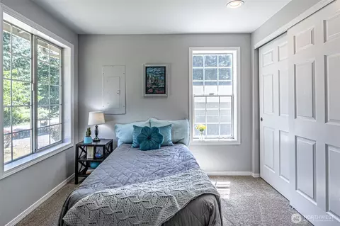 Bedroom - 18920 217th Ave E, Orting, WA 98360 photo 3 of 4