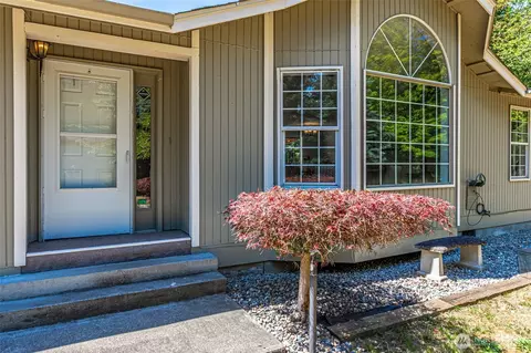 Entry Way - 18920 217th Ave E, Orting, WA 98360 photo 1 of 1