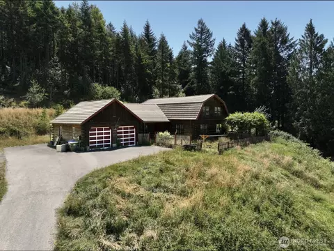 337 Proffitt Rd, Centralia, WA 98531