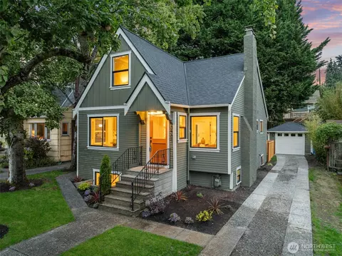 3430 42nd Ave SW, Seattle, WA 98116