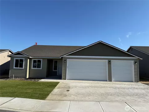 2405 Noah St SE, East Wenatchee, WA 98802