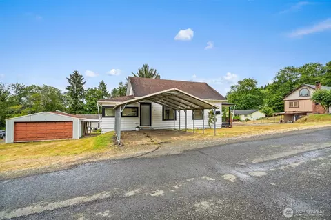 Other - 2104 Stuart St, Raymond, WA 98577 photo 2 of 10