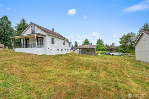 Exterior - 2104 Stuart St, Raymond, WA 98577 photo 1 of 8