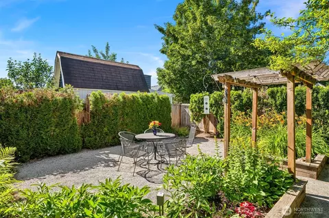 Exterior - 32112 E Bird St, Carnation, WA 98014 photo 8 of 10