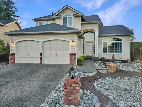 18015 27th Dr SE, Bothell, WA 98012