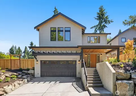 233 19th Ave, Kirkland, WA 98033