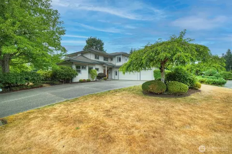 7008 Cormorant Pl, Bremerton, WA 98312
