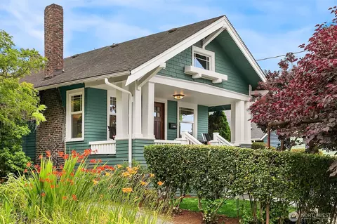 4010 Interlake Ave N, Seattle, WA 98103