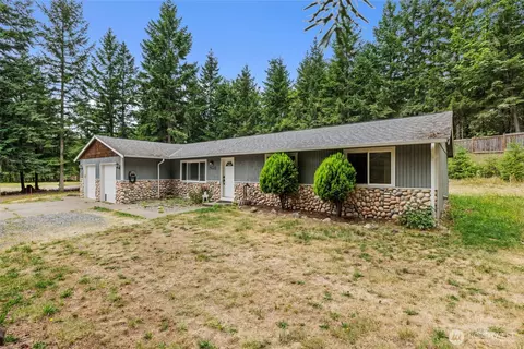 Exterior - 19221 Patterson Rd E, Orting, WA 98360 photo 1 of 10