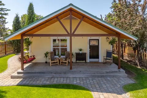 109 W Douglas, Coulee City, WA 99115