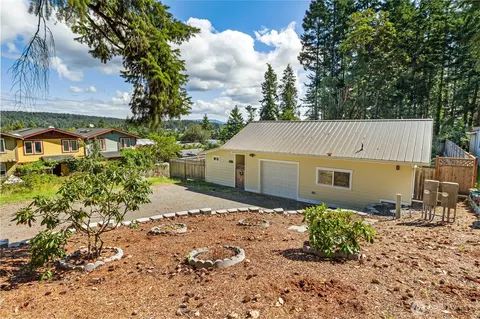 1012 Park St, Friday Harbor, WA 98250
