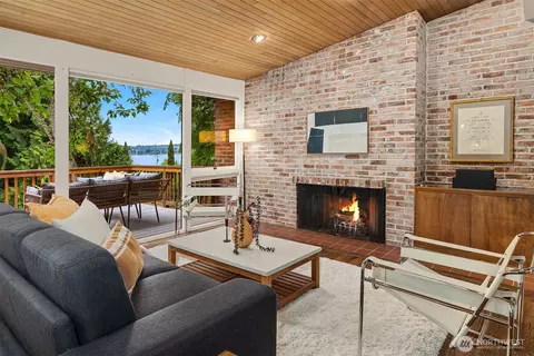 4148 Boulevard Pl, Mercer Island, WA 98040