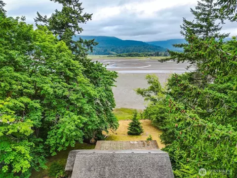 1310 E Quilcene Rd, Quilcene, WA 98376