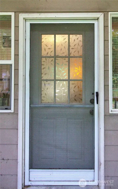 Entry Way - 315 350th St E, Roy, WA 98580 photo 1 of 3
