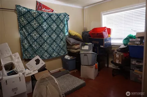 Bedroom - 1023 E St, Centralia, WA 98531 photo 2 of 2