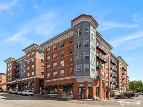 910 Harris Ave #407, Bellingham, WA 98225