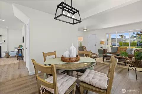 Dining - 418 Corrin Ave NW, Orting, WA 98360 photo 1 of 2