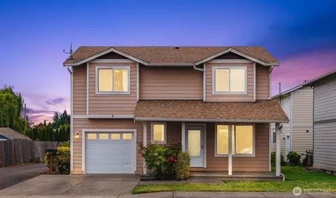 1709 Langdon St, Sumner, WA 98390