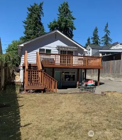 5910 21st Ave SW, Seattle, WA 98106