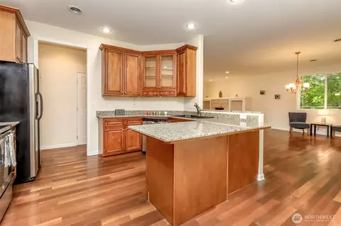 Kitchen - 161 Malinka Ln, Chehalis, WA 98532 photo 2 of 4