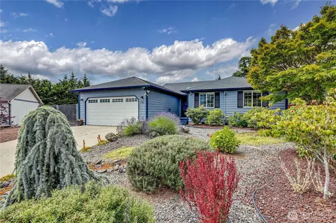 541 Salal Pl, Sequim, WA 98382