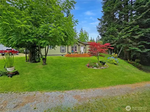 1156 Burma Rd, Oak Harbor, WA 98277