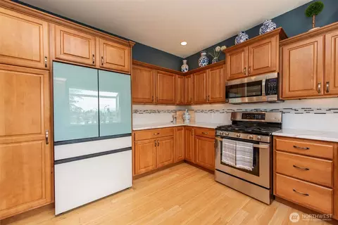 Kitchen - 120 Cascadia Loop, Sequim, WA 98382 photo 4 of 5