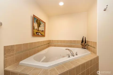Bath - 120 Cascadia Loop, Sequim, WA 98382 photo 3 of 4