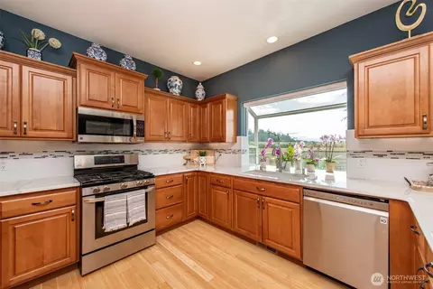 Kitchen - 120 Cascadia Loop, Sequim, WA 98382 photo 5 of 5