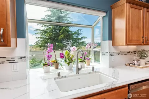 Kitchen - 120 Cascadia Loop, Sequim, WA 98382 photo 3 of 5
