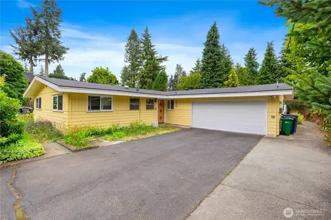 7033 127th Ave NE, Kirkland, WA 98033