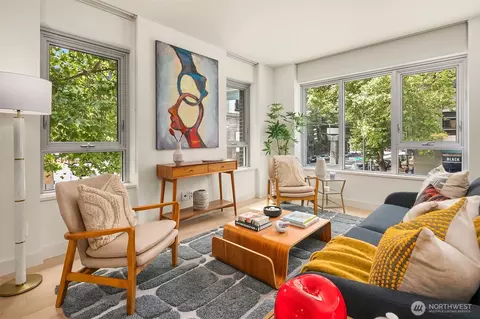 583 Battery St #212N, Seattle, WA 98121